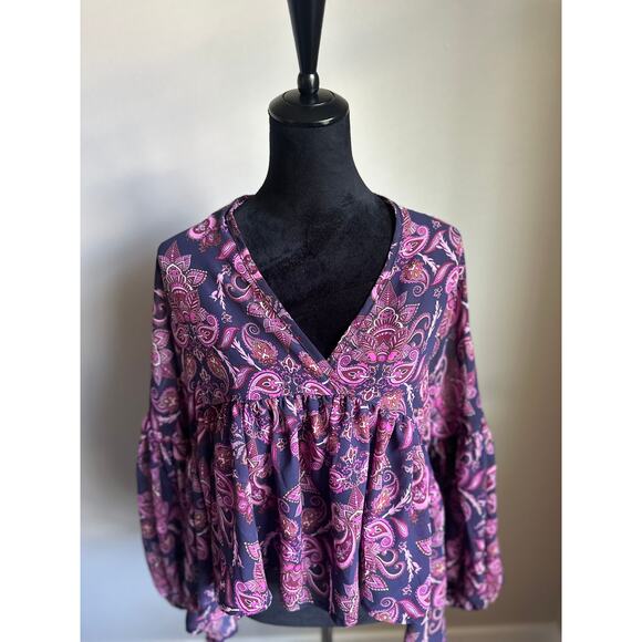ROMEO AND JULIET COUTURE Purple Geo Printed Sheer Balloon Sleeve Top Size M - Picture 3 of 10